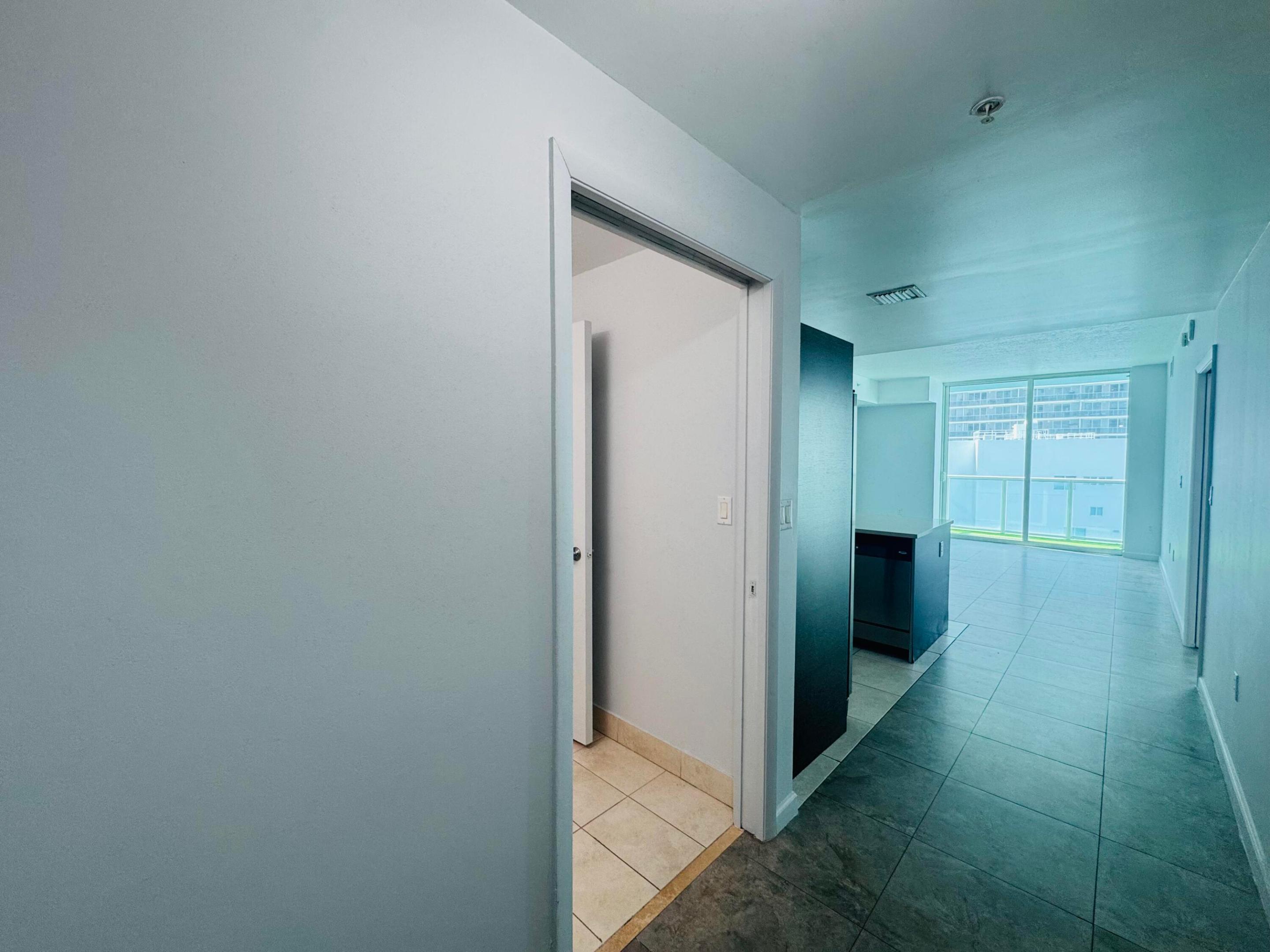 QUANTUM ON THE BAY CONDO NO 1 - Residential Lease