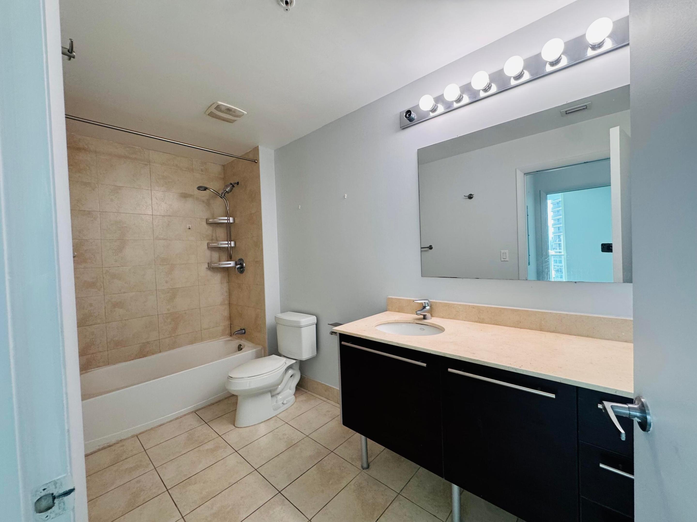 QUANTUM ON THE BAY CONDO NO 1 - Residential Lease