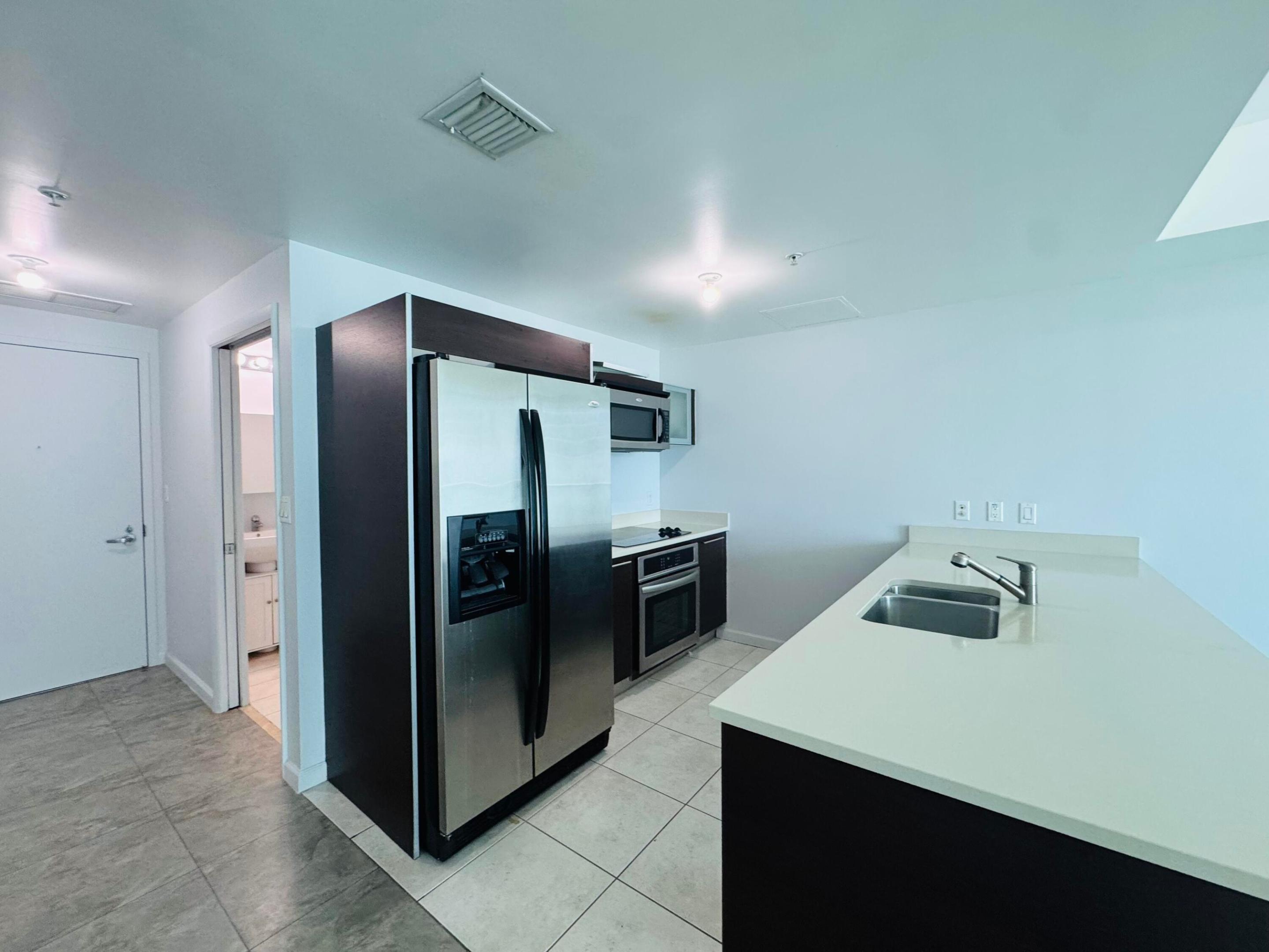 QUANTUM ON THE BAY CONDO NO 1 - Residential Lease