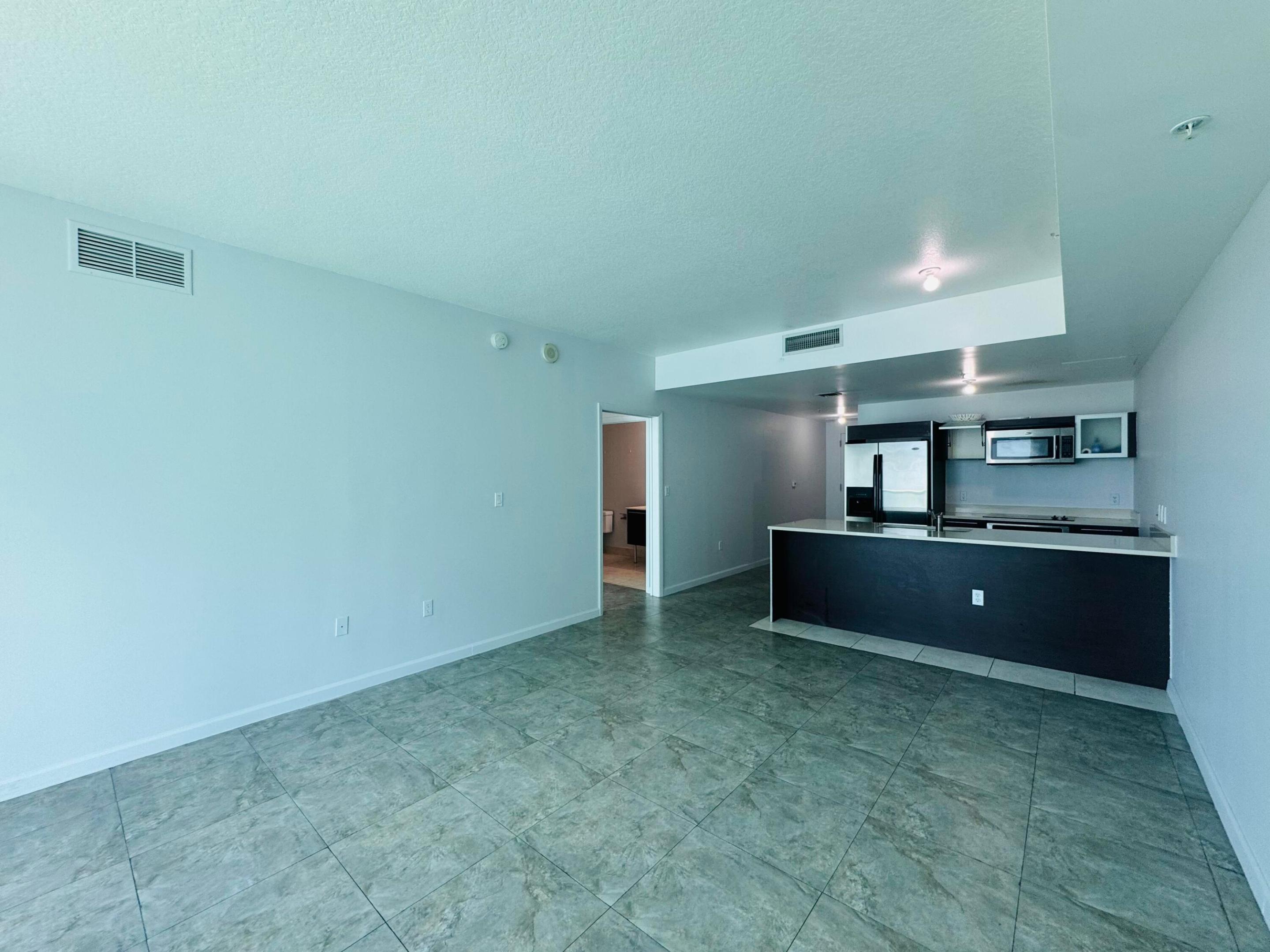 QUANTUM ON THE BAY CONDO NO 1 - Residential Lease
