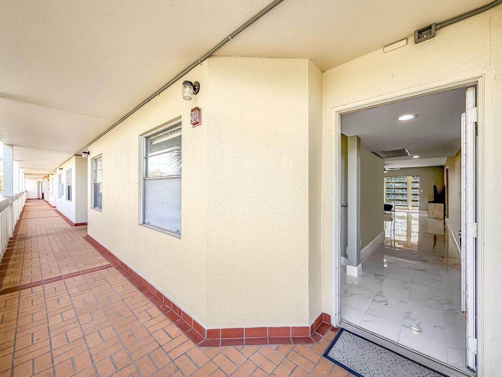 Photo of 1802 Eleuthera Point #E3, Pompano Beach, FL 33063 (MLS # R11166594)