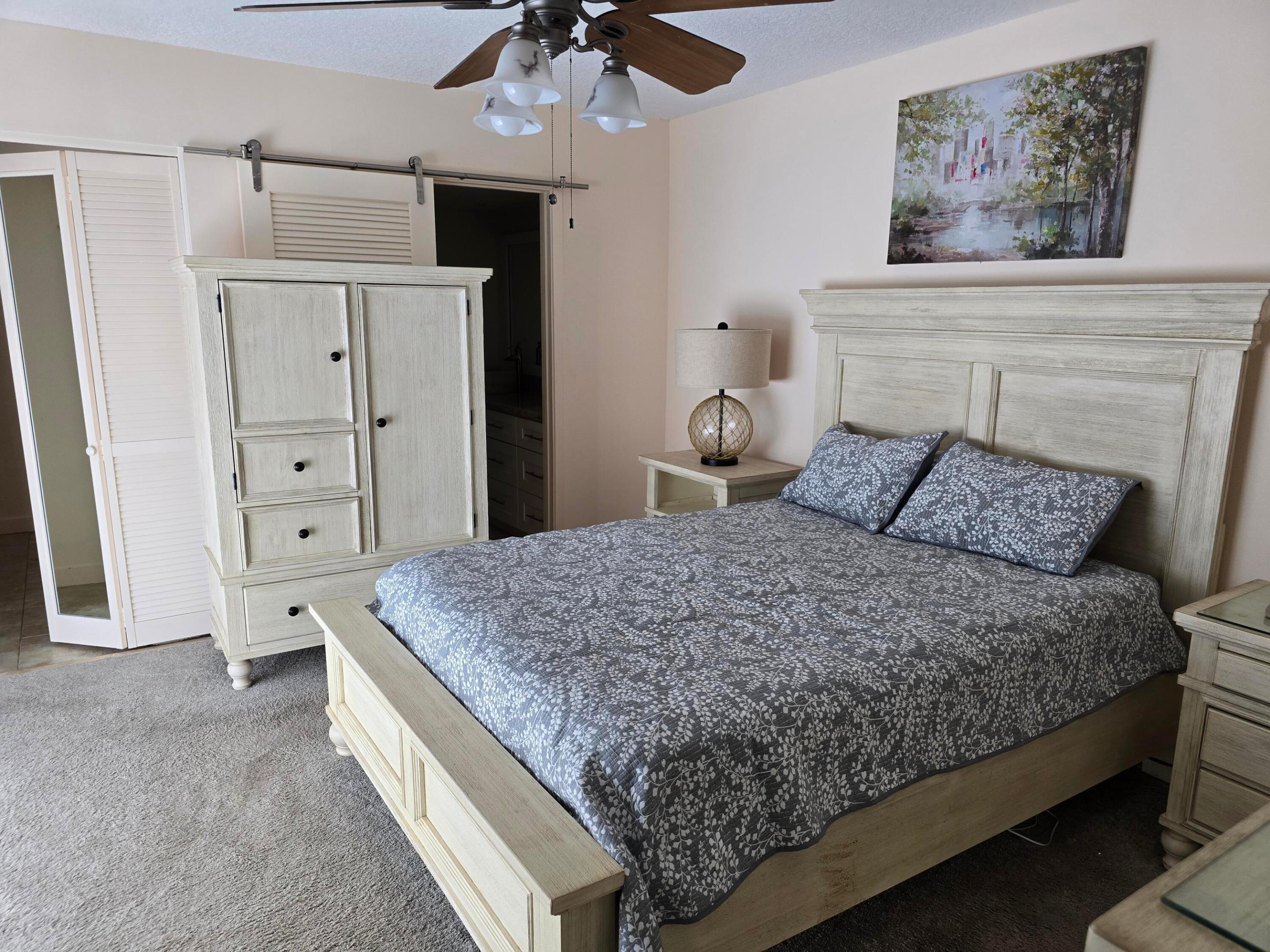 LAKESIDE - Residential