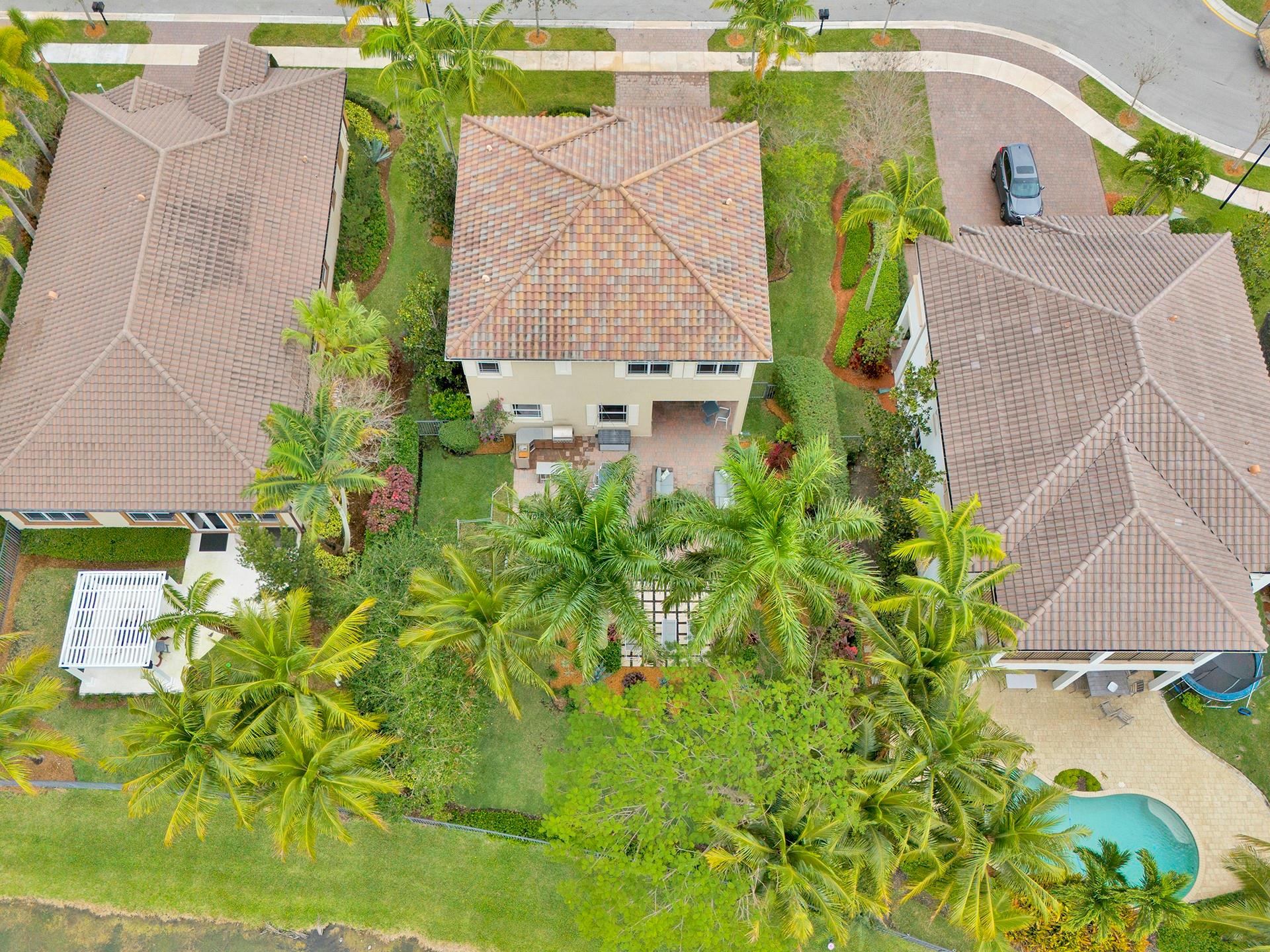 Debuys 180-147 B Miralago - Residential