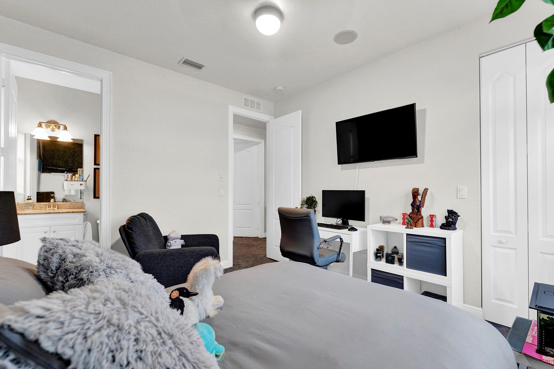 Debuys 180-147 B Miralago - Residential