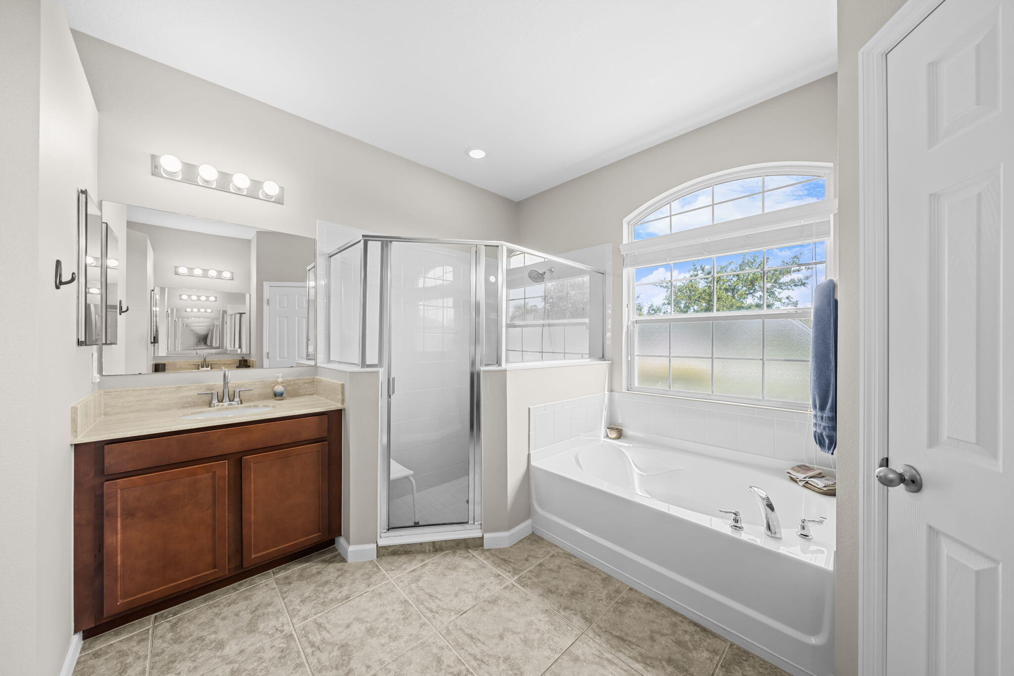 Fountain at Amber Lakes - Residential