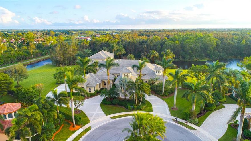 Newly redone estate home on a double lot just footsteps from the horse show! 
Largest lot in the Equestrian Club.