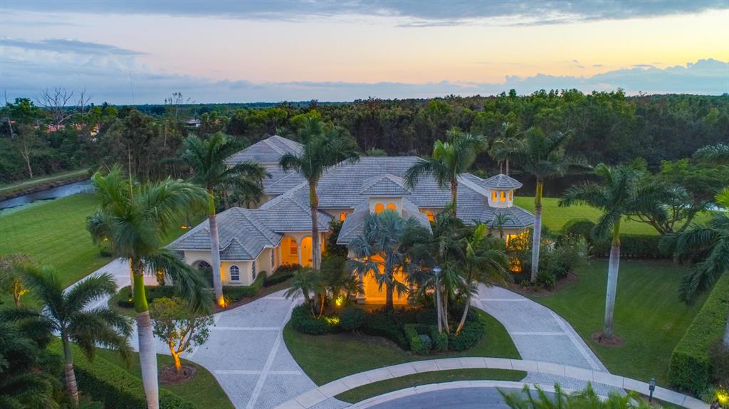 EQUESTRIAN CLUB ESTATES 1 - Residential