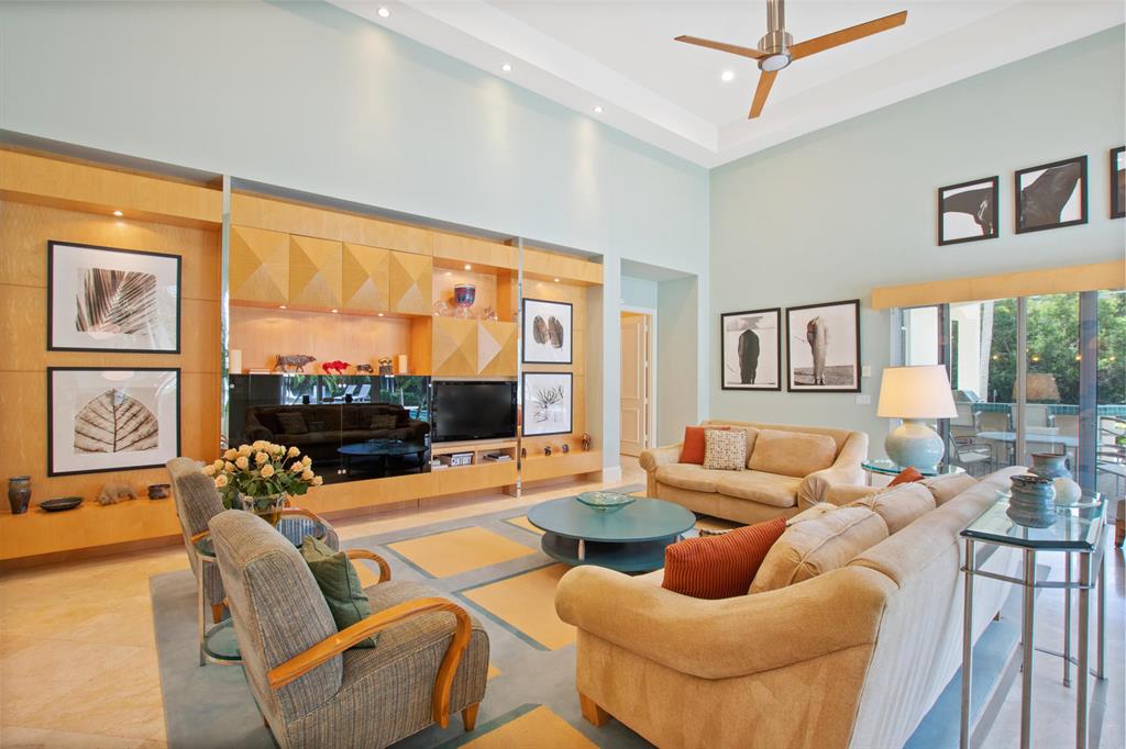 EQUESTRIAN CLUB ESTATES 1 - Residential