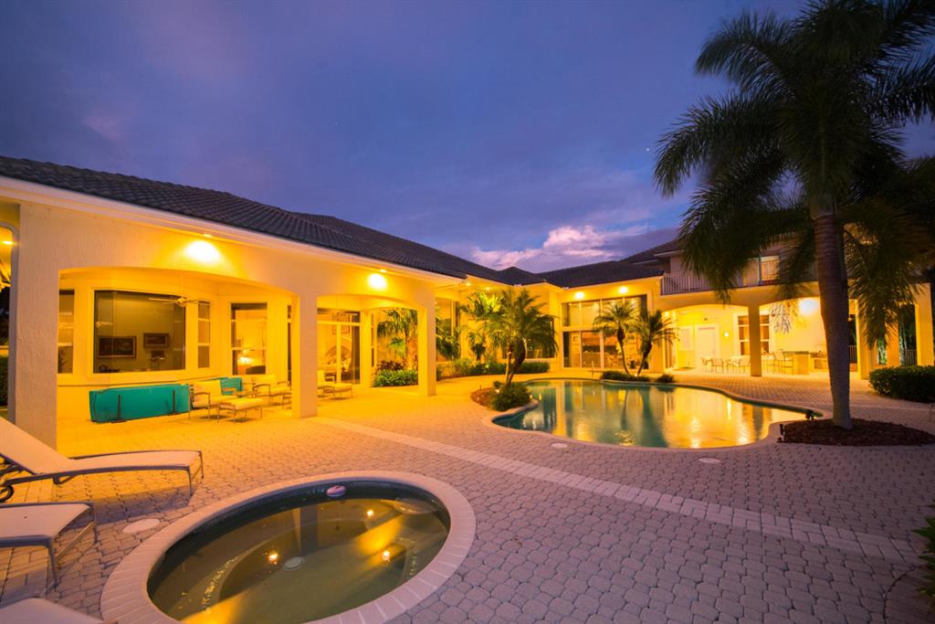 EQUESTRIAN CLUB ESTATES 1 - Residential