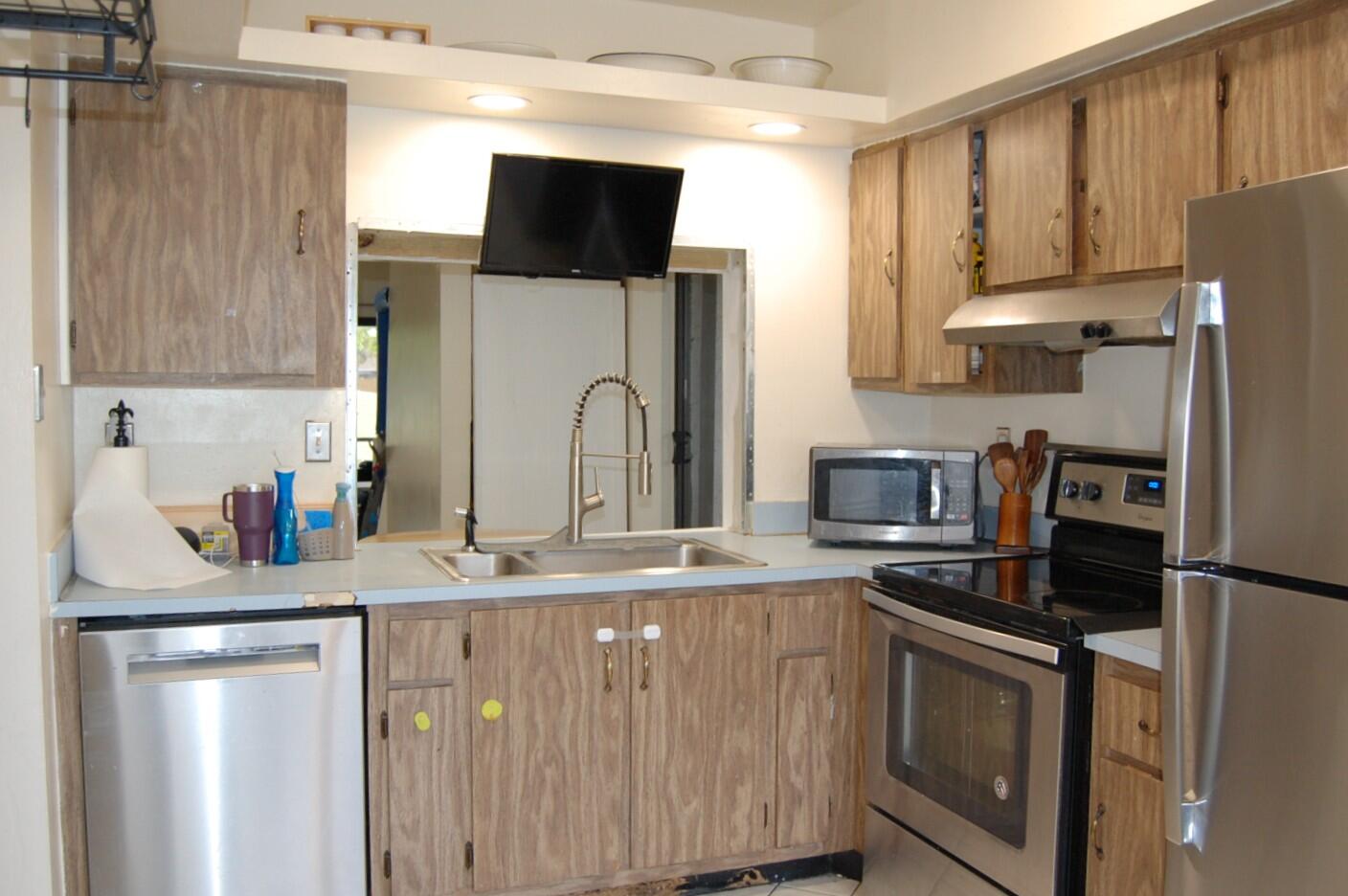 Wedgewood Condominium - Residential