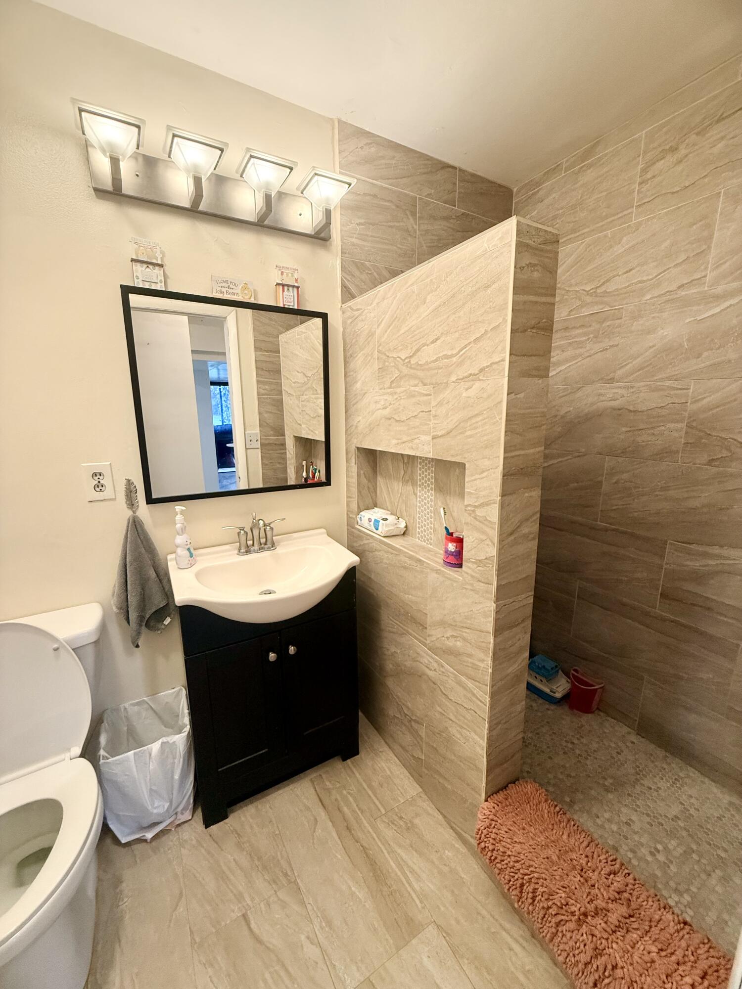 Wedgewood Condominium - Residential