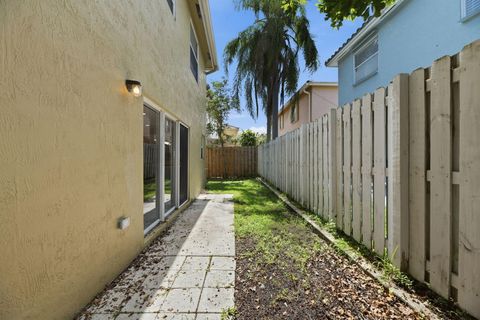 Tiny photo for 5477 NW 44th Way, Coconut Creek, FL 33073 (MLS # B26047067)