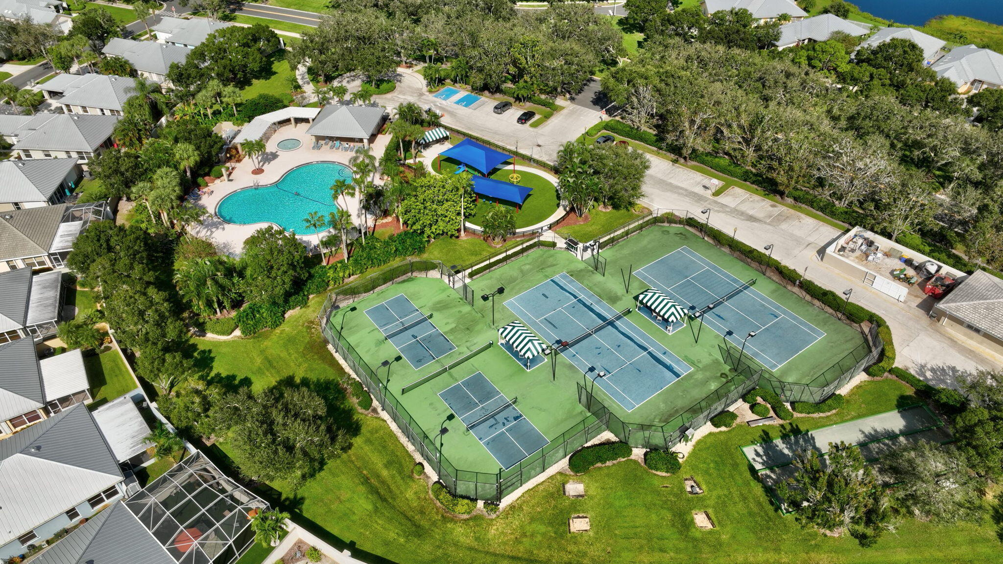 THE MEADOWS AT MARTIN DOWNS - Residential