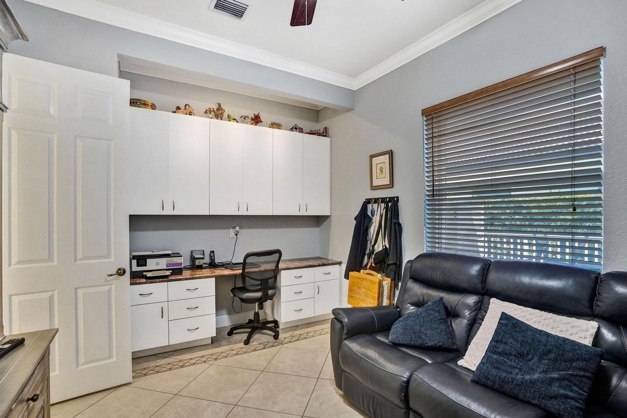 Sunset Lakes - Residential