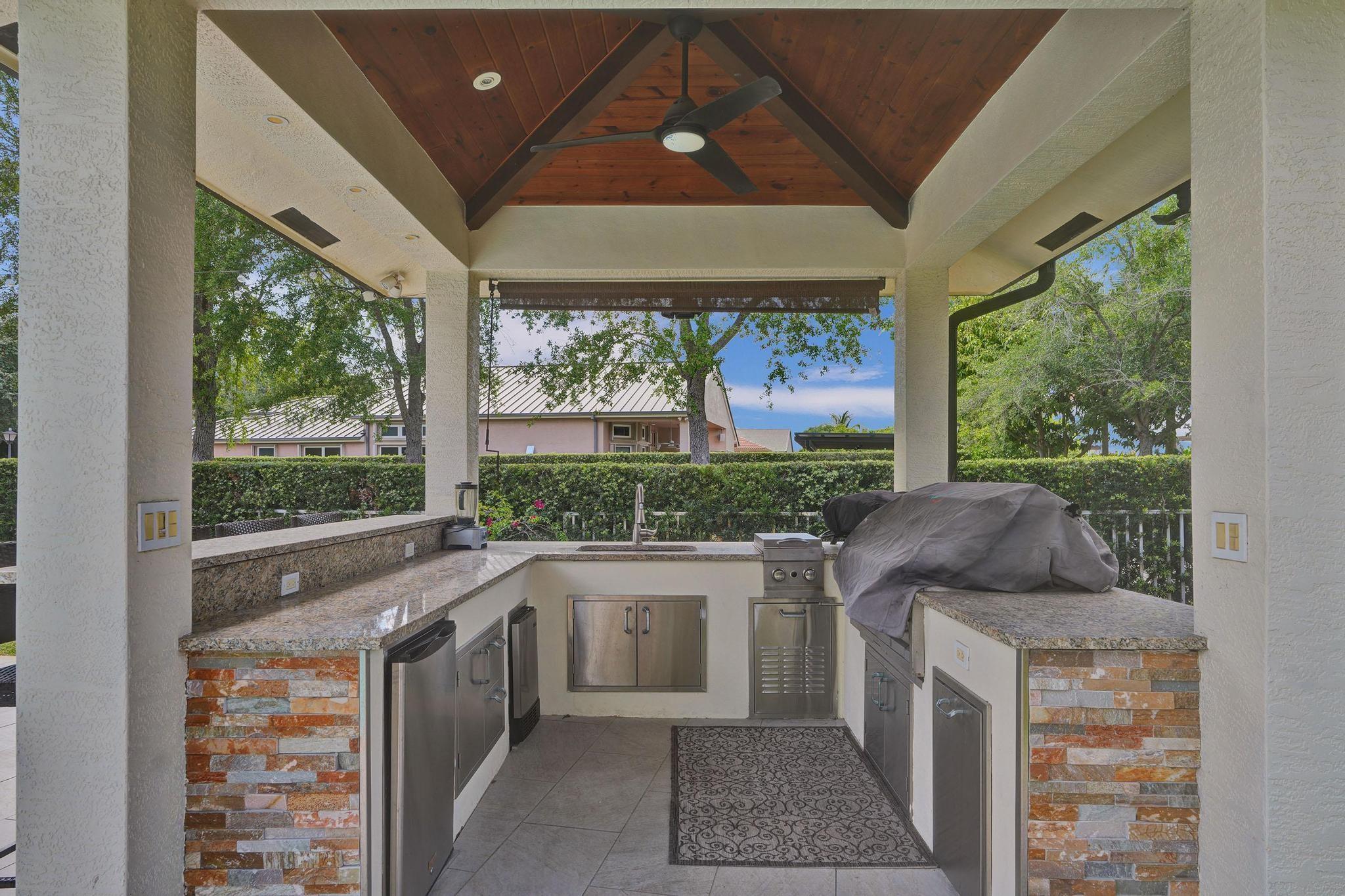 Sunset Lakes - Residential