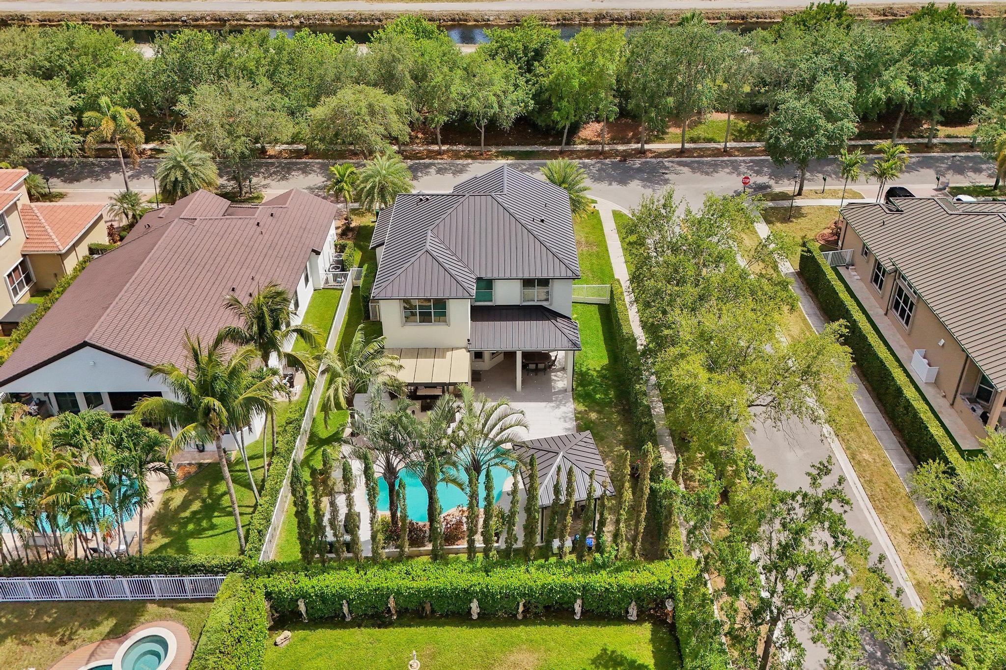 Sunset Lakes - Residential