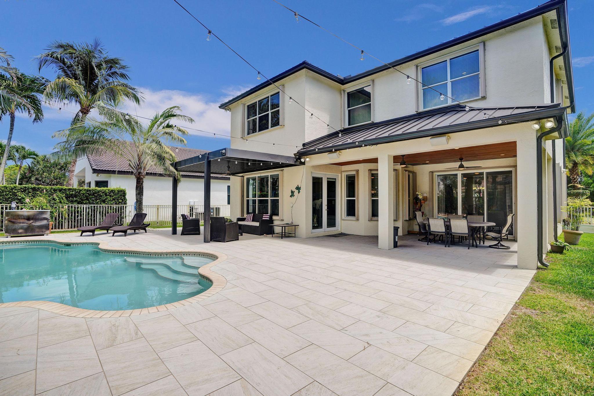 Sunset Lakes - Residential