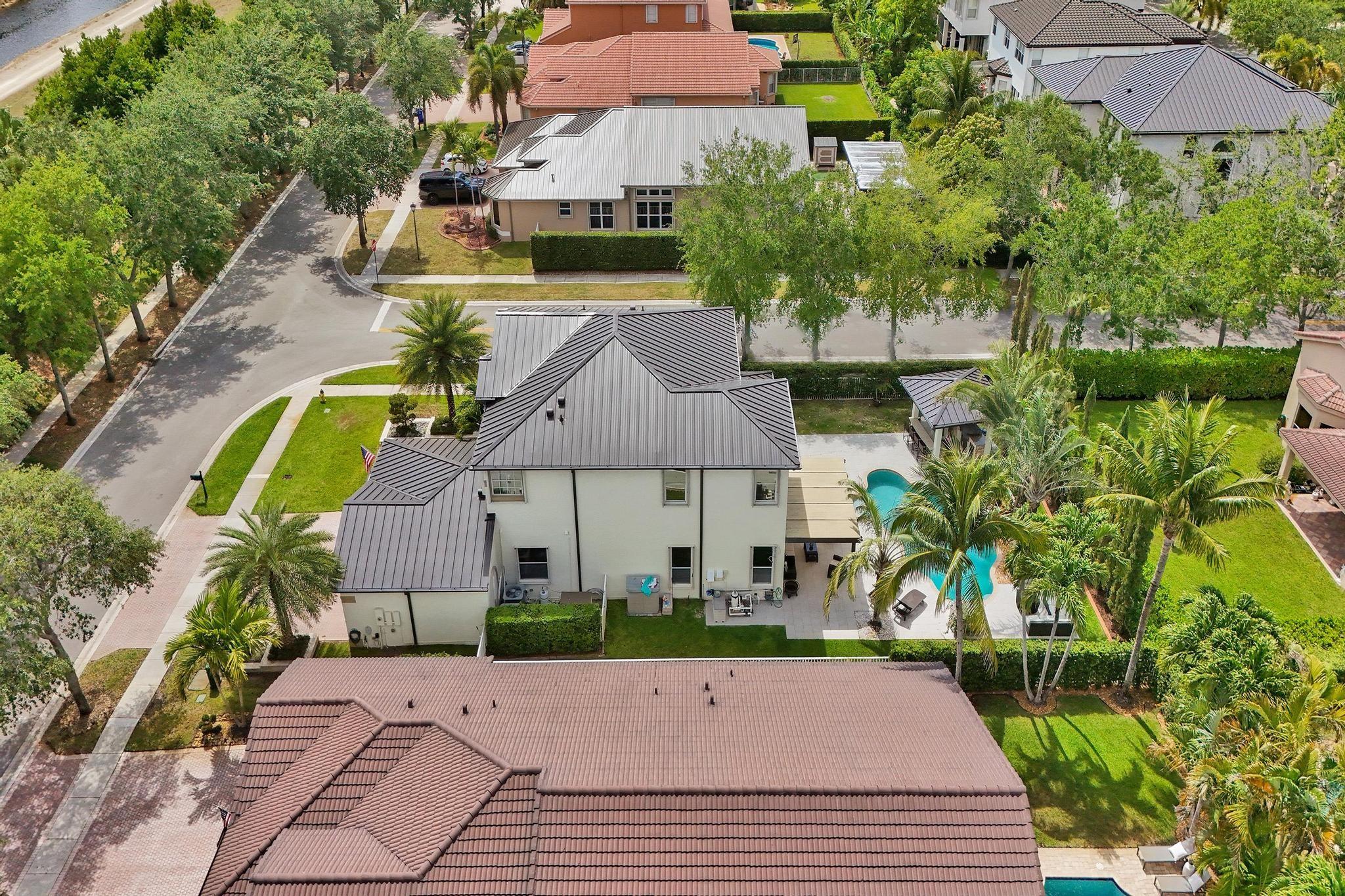 Sunset Lakes - Residential