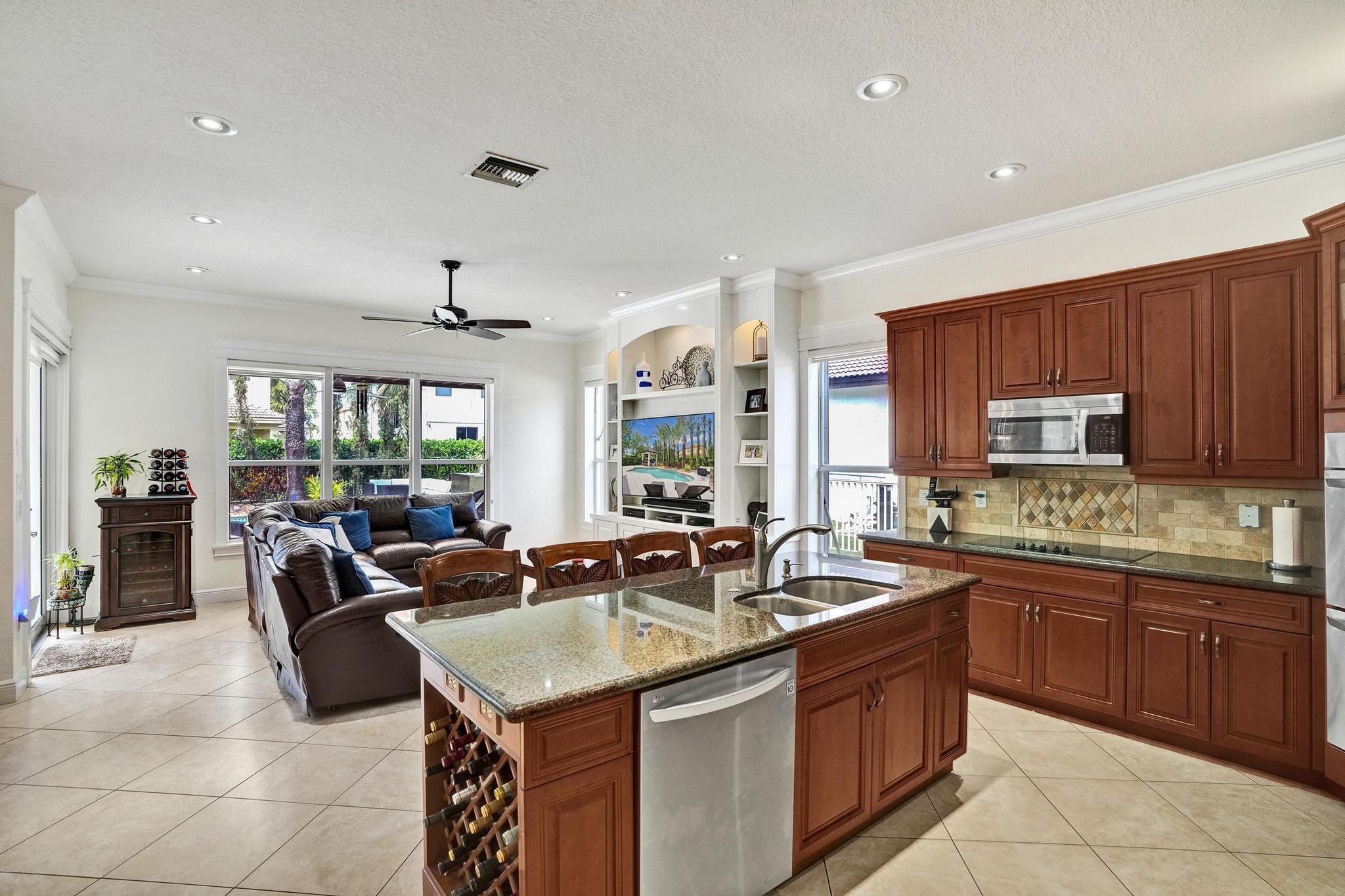 Sunset Lakes - Residential