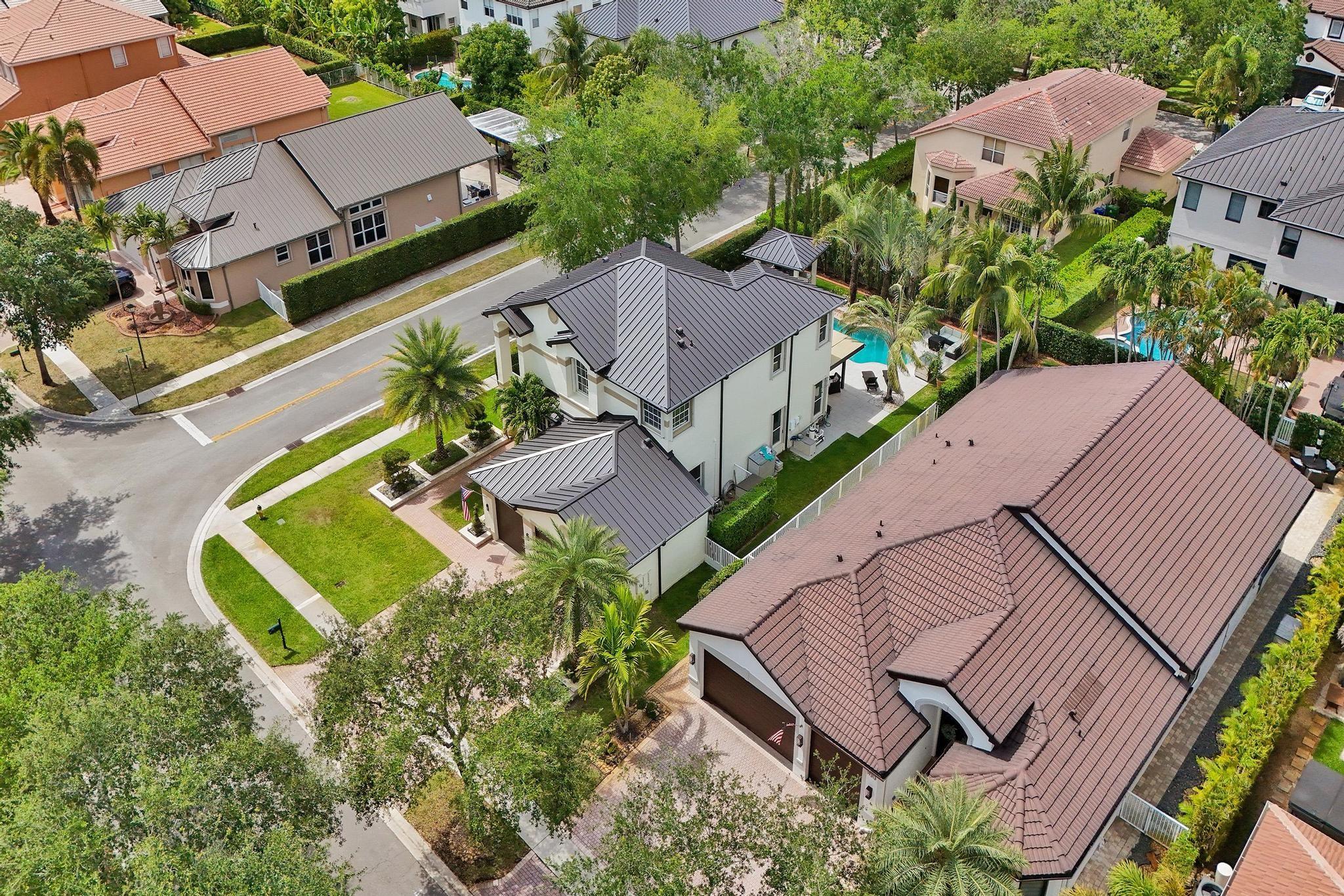 Sunset Lakes - Residential