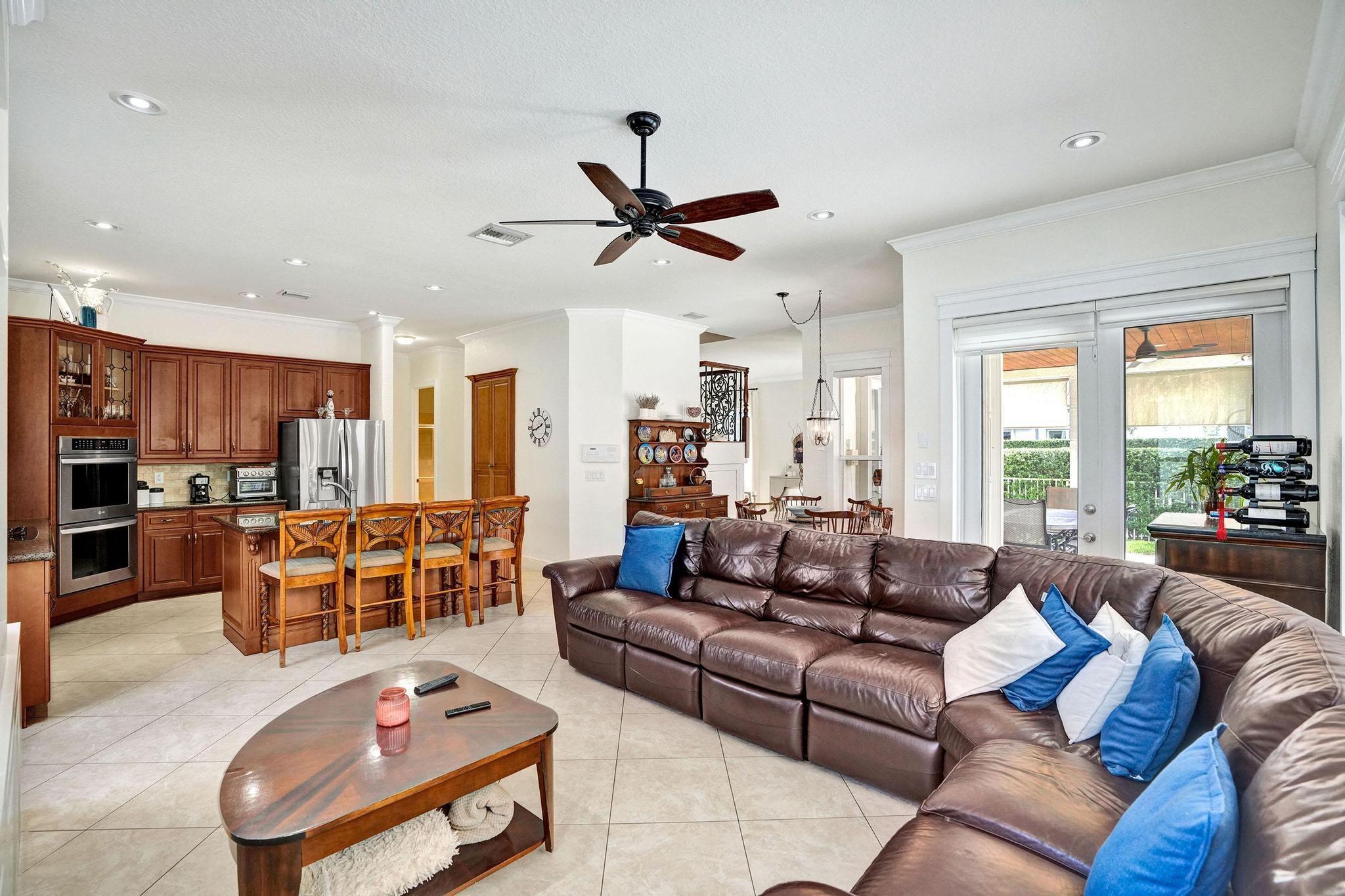 Sunset Lakes - Residential