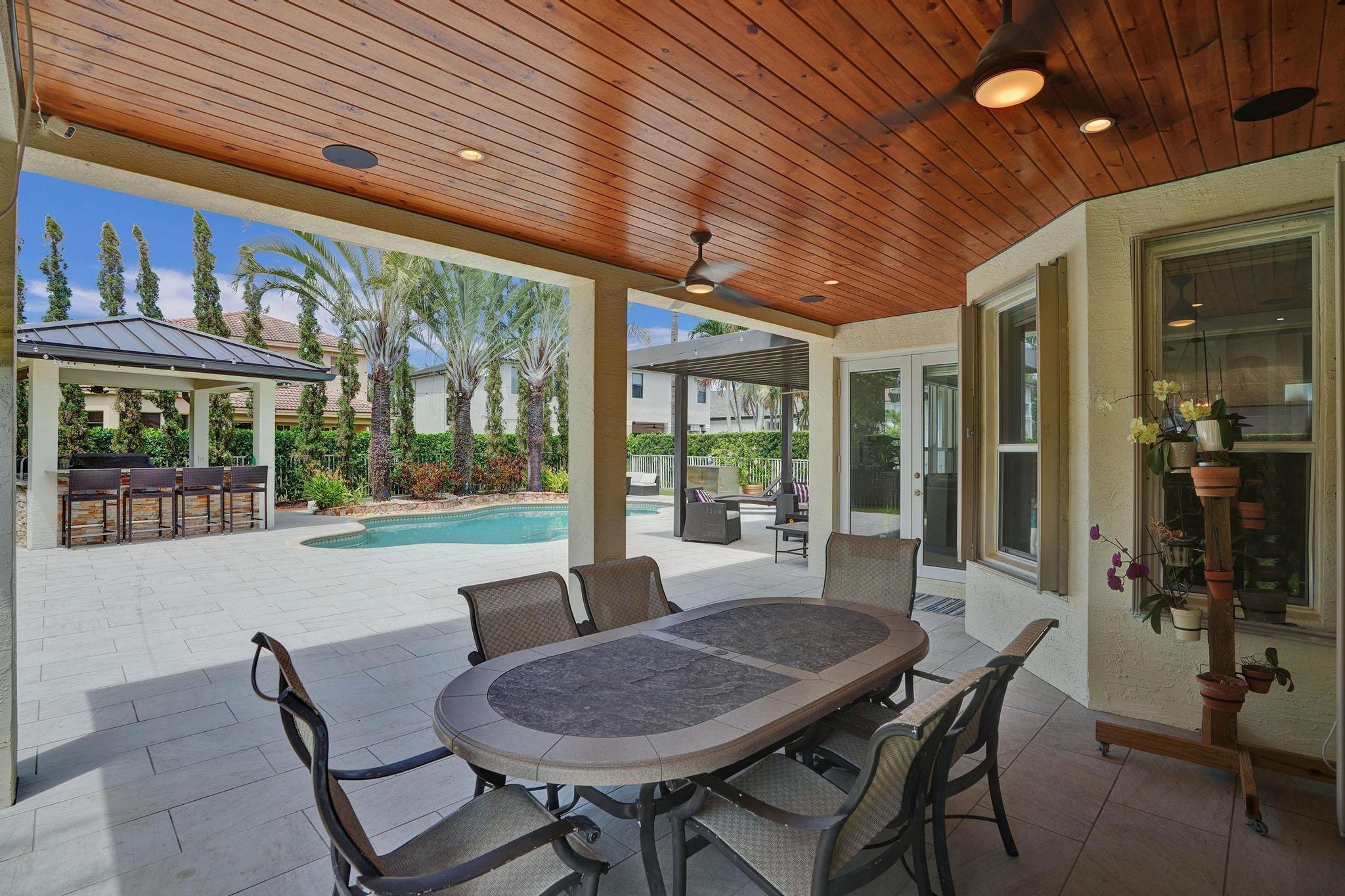 Sunset Lakes - Residential
