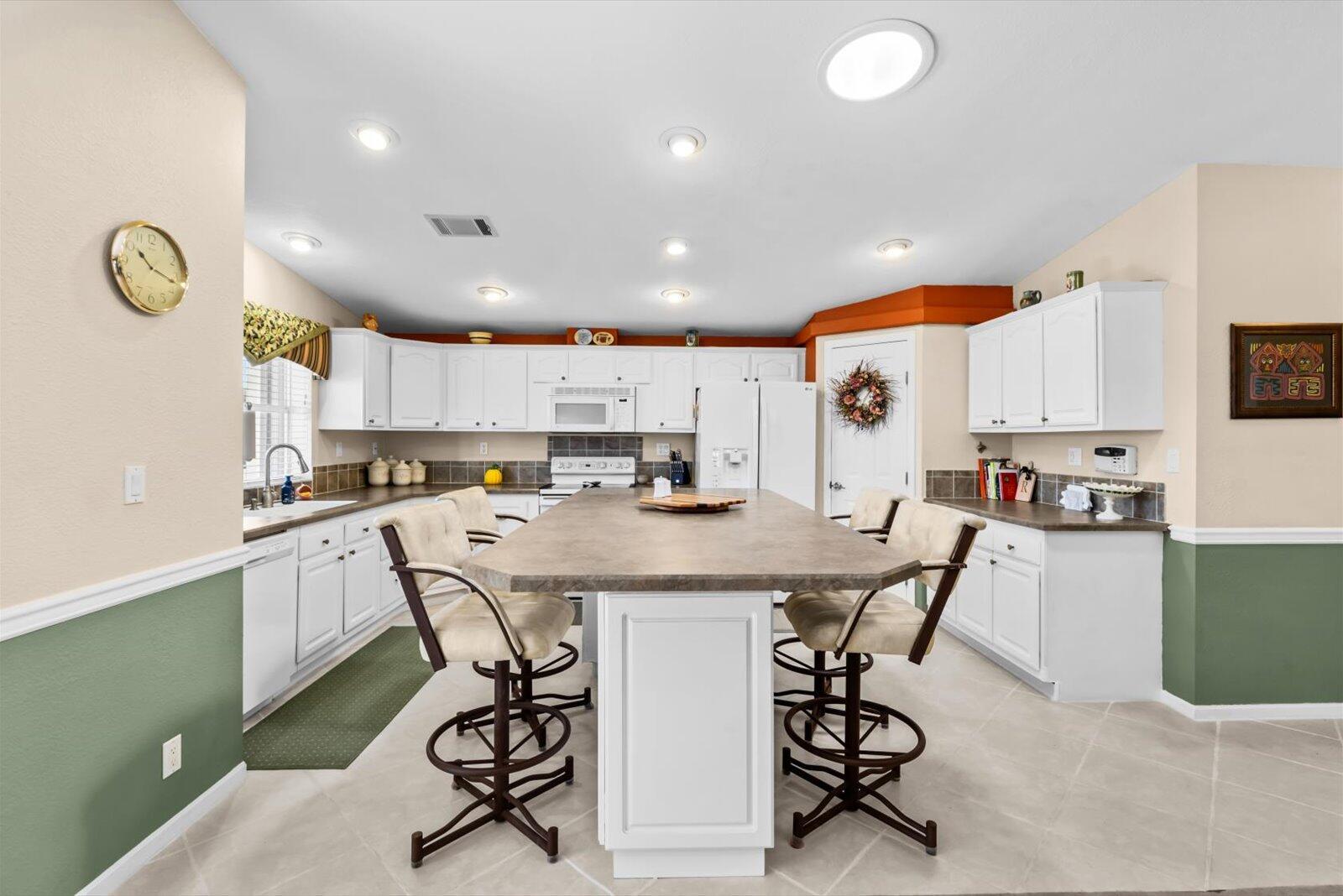 THE LINKS AT SAVANNA CLUB - Residential