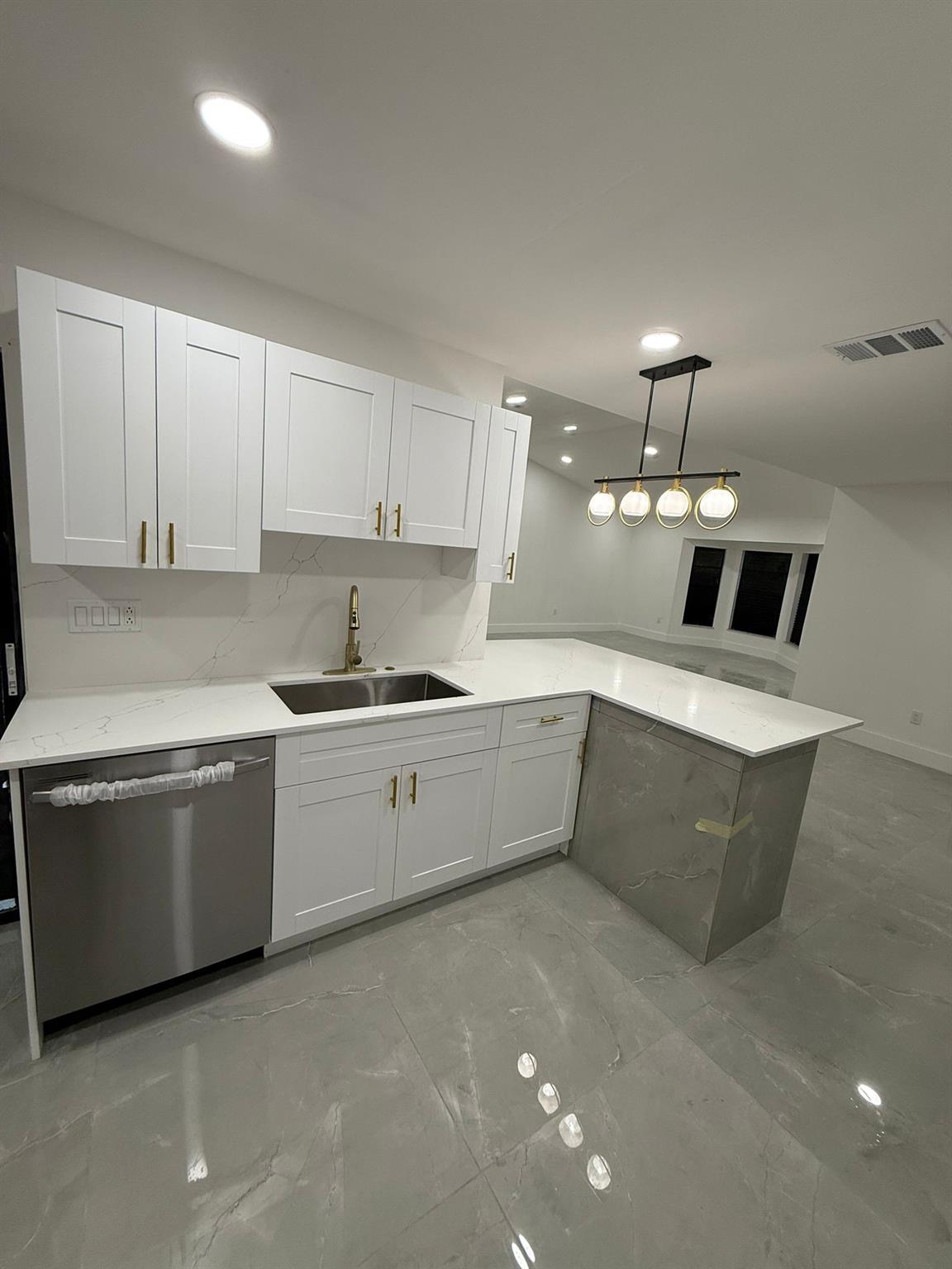 PORT ST LUCIE SEC 28 - Residential