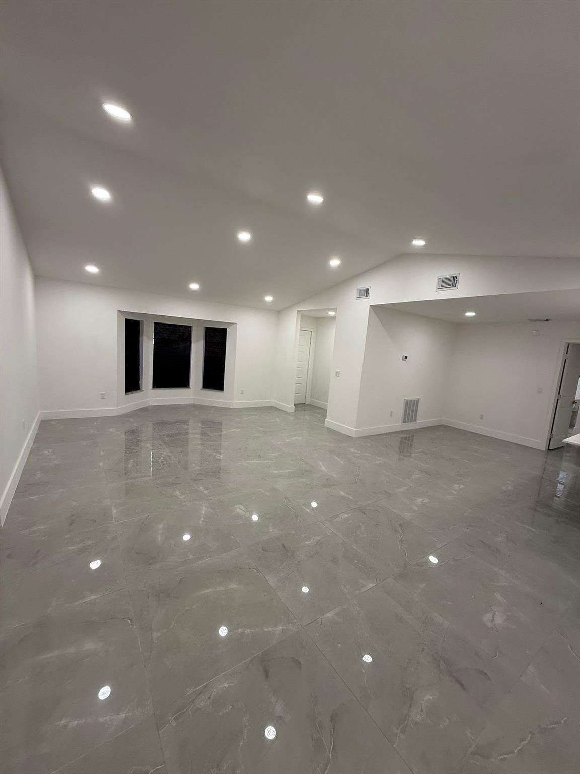 PORT ST LUCIE SEC 28 - Residential