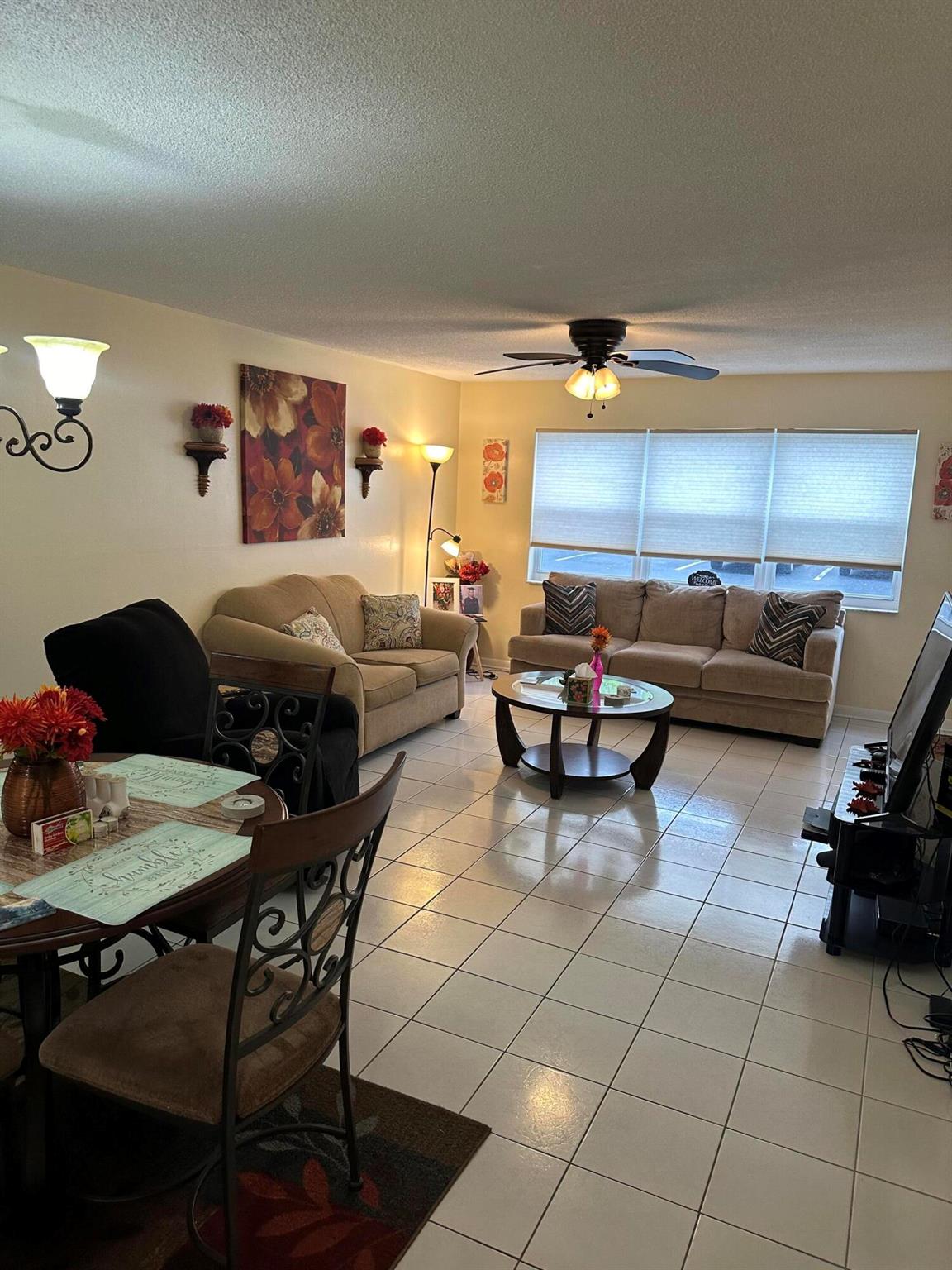 PALM LAKE 1 CONDO - Residential