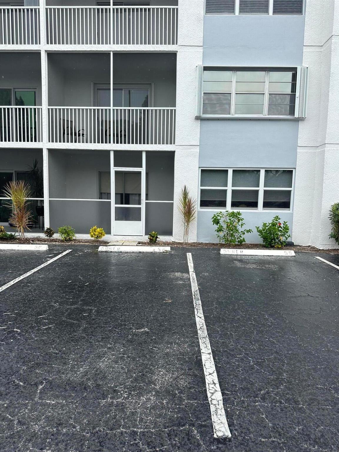 PALM LAKE 1 CONDO - Residential