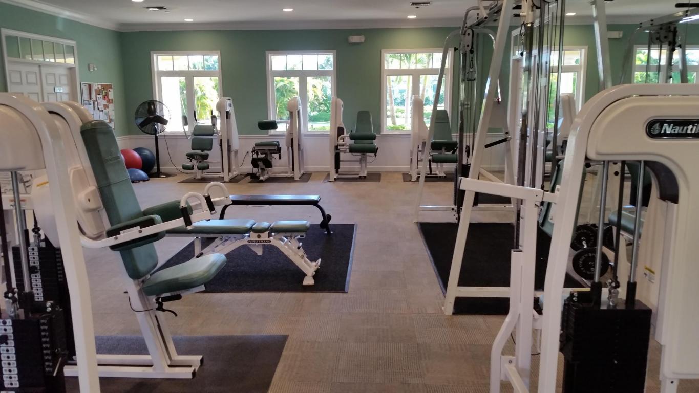 HARBOUR ISLE AT HUTCHINSON ISLAND WEST, A CONDOMIN - Residential Lease