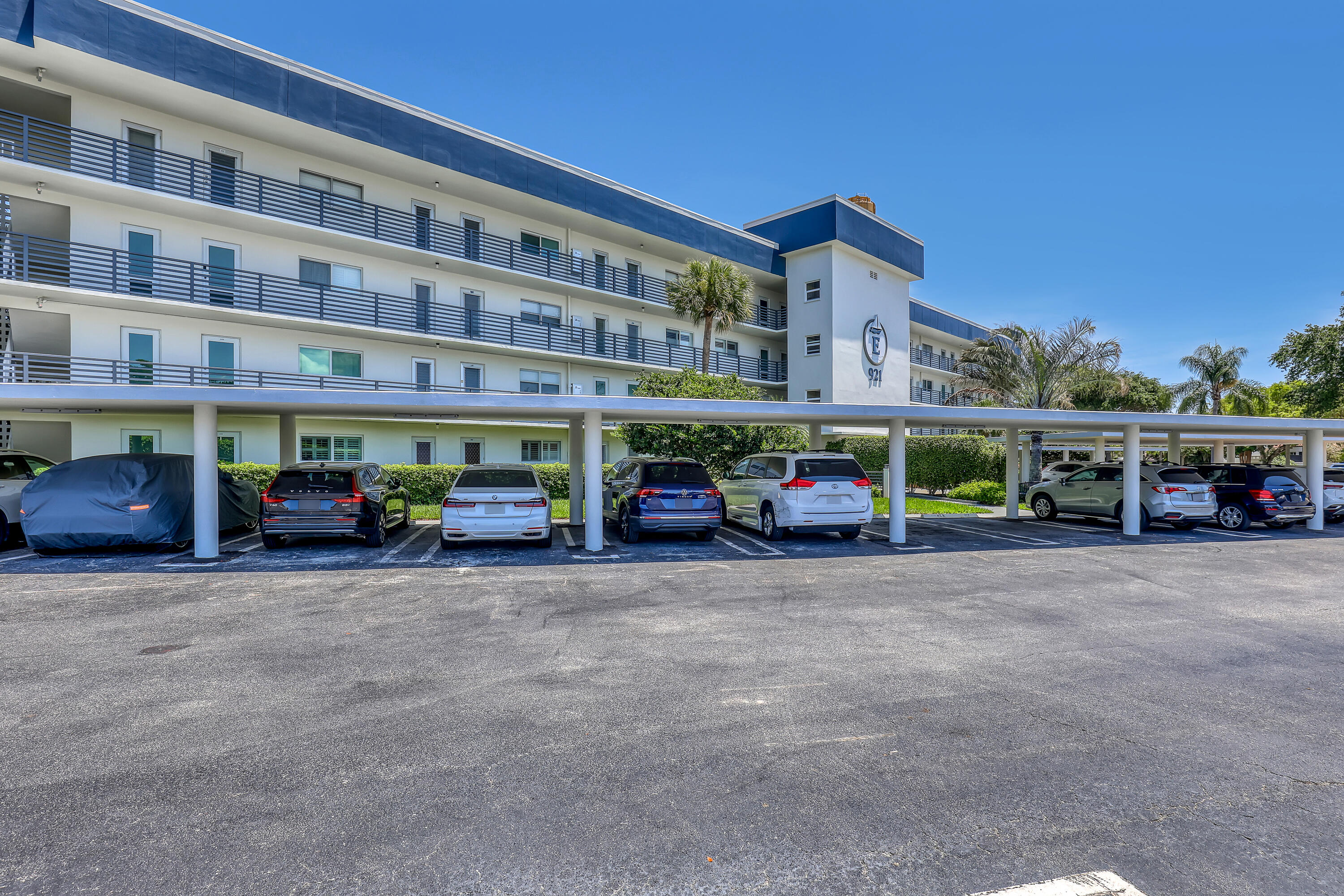 Tropic Harbor - Residential