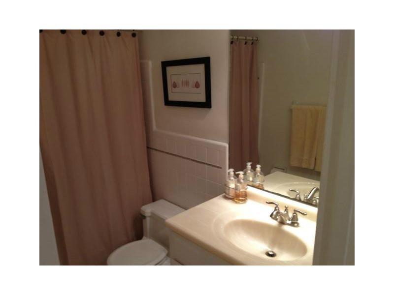 Golfside Condo - Residential Lease