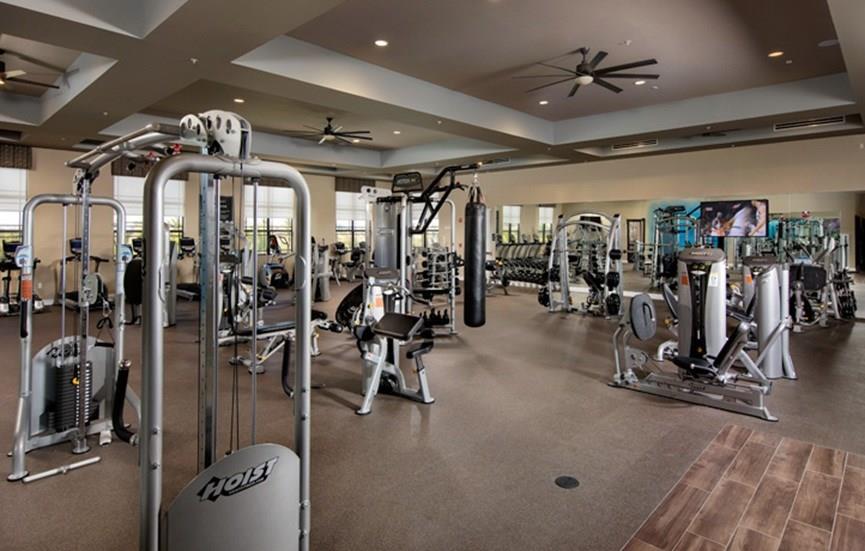 MIRA LAGO - Residential