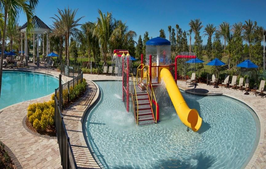 MIRA LAGO - Residential