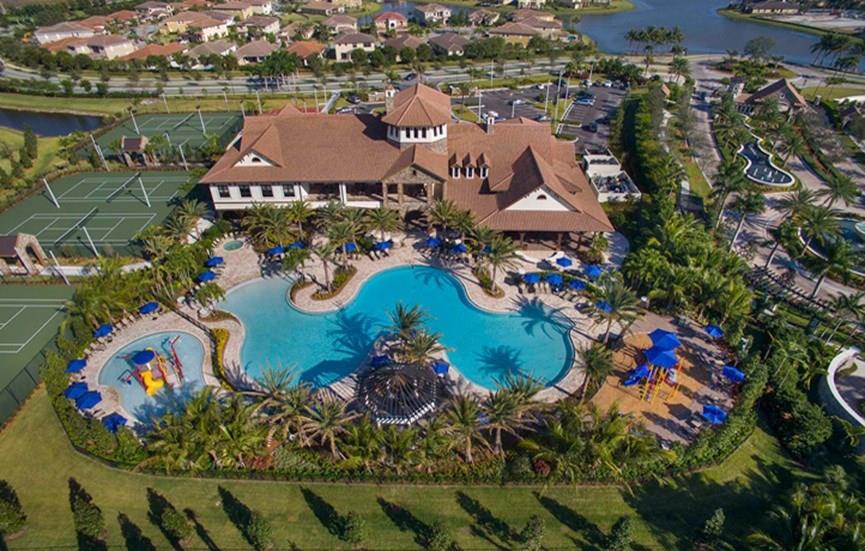 MIRA LAGO - Residential