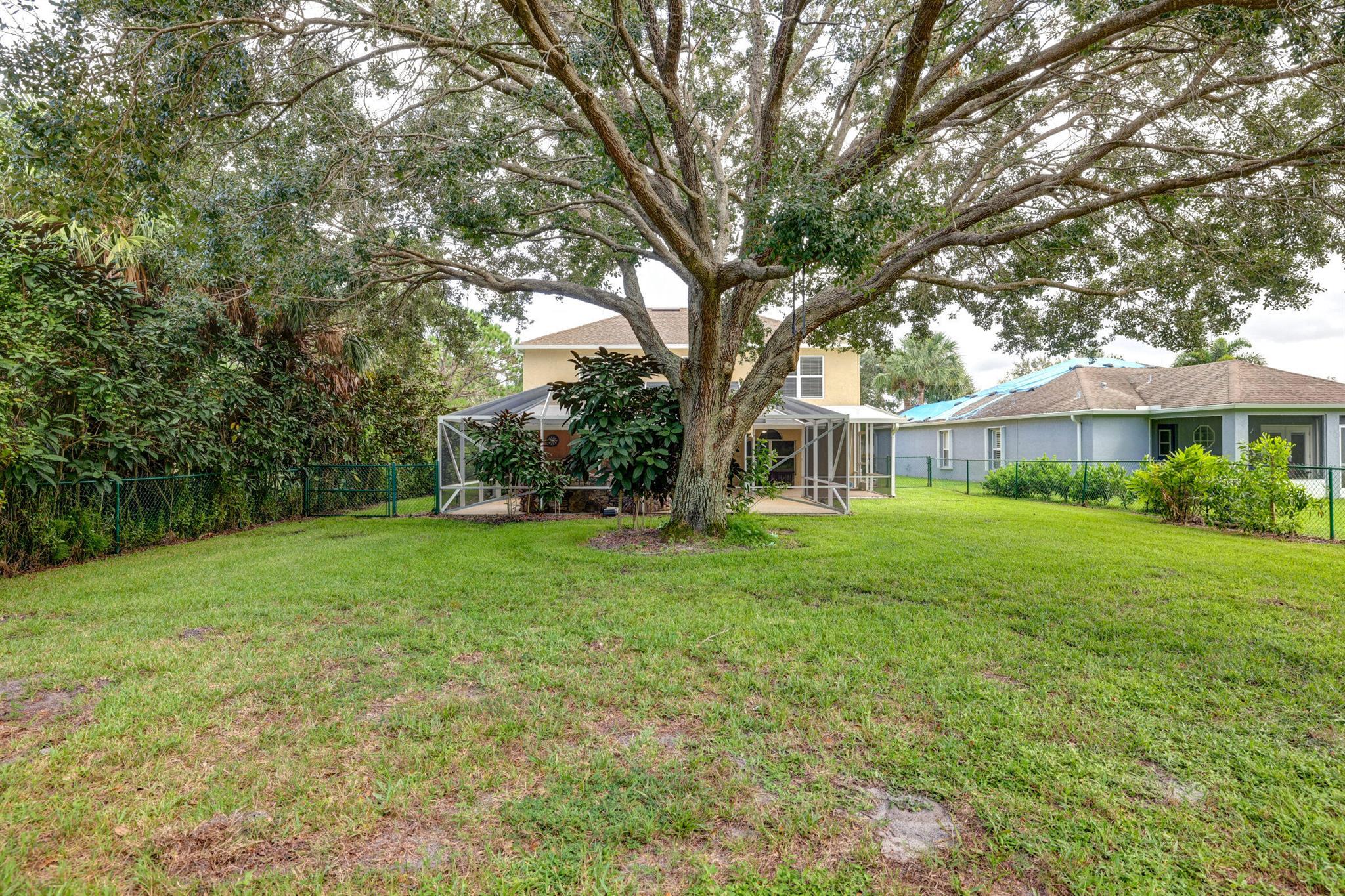 SAWGRASS LAKES PLAT NO 1 - Residential