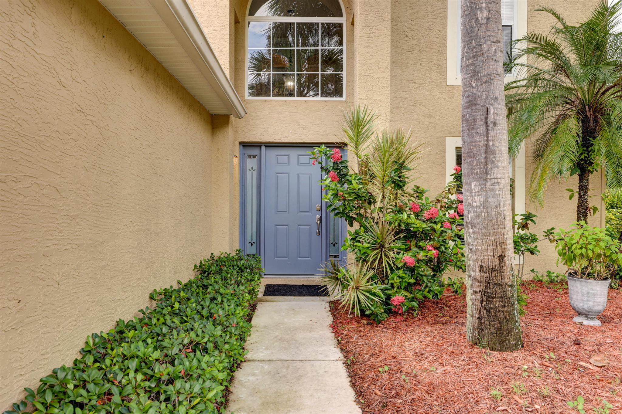 290 SW Panther Trace
