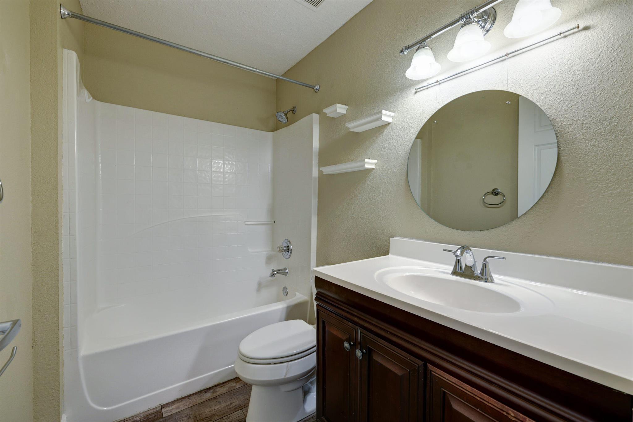 SAWGRASS LAKES PLAT NO 1 - Residential