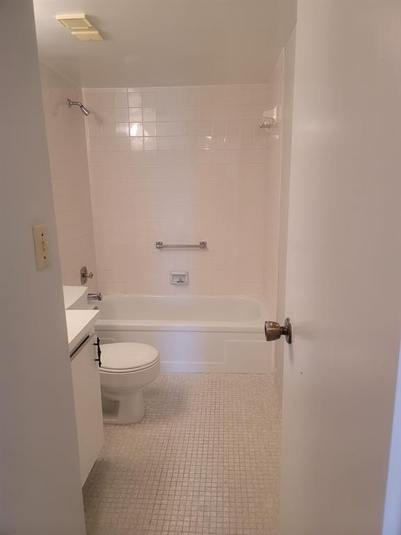 4354 NW 9th Ave 12-2B