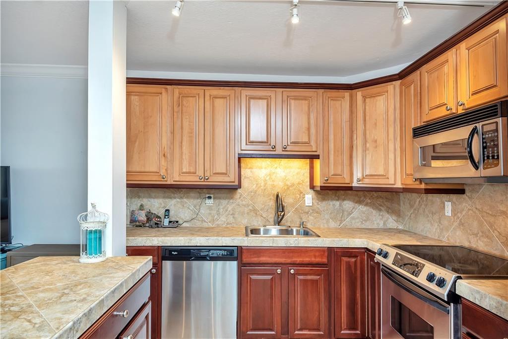 Oceanside South - Residential