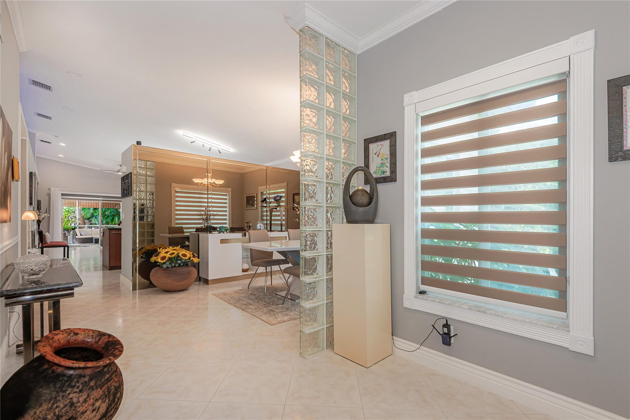 Olympia & York Residentia - Residential