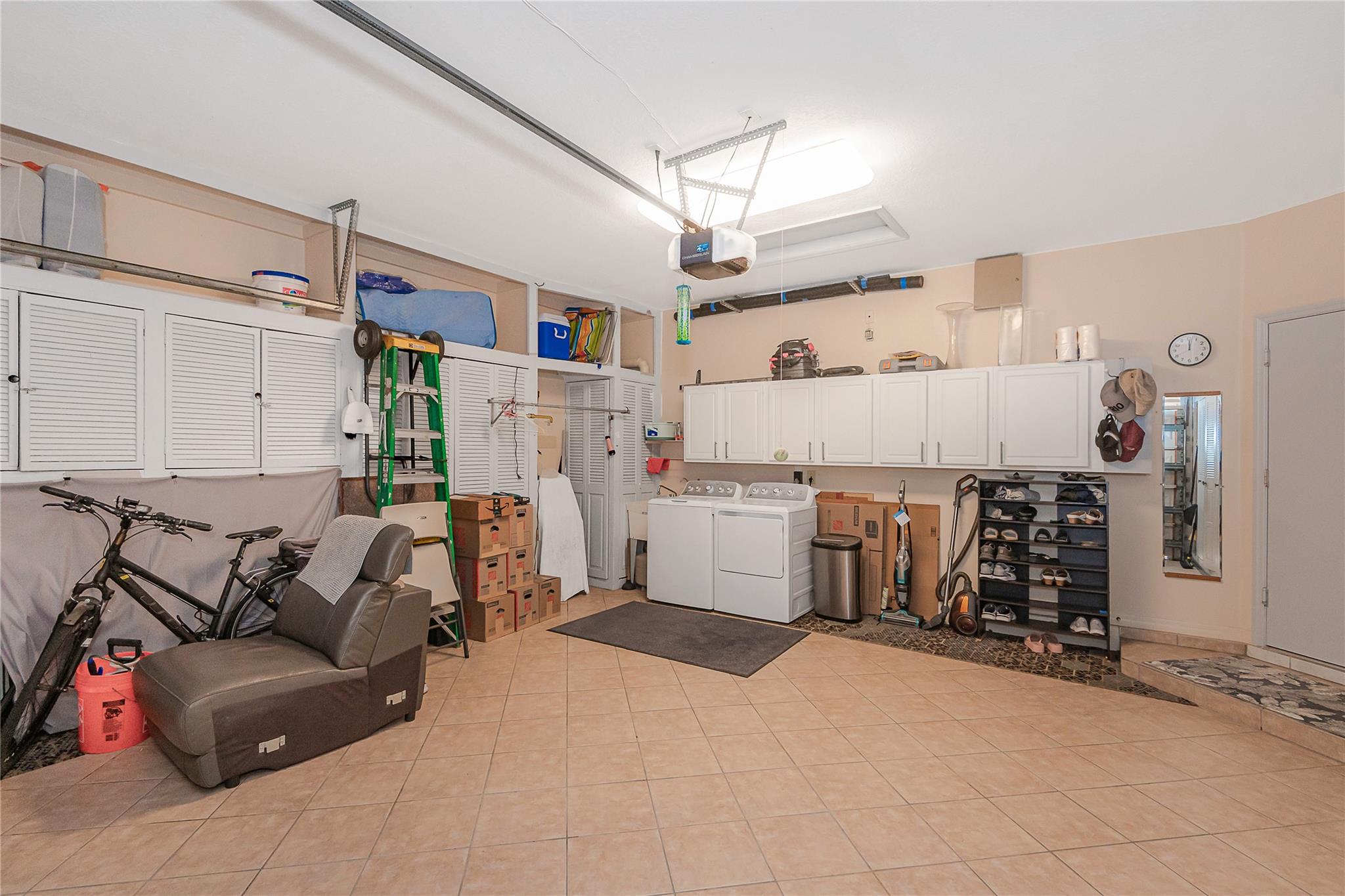 Olympia & York Residentia - Residential