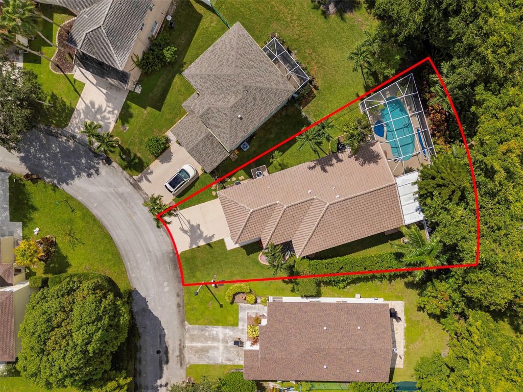 Photo of 1249 SW 46th Way, Deerfield Beach, FL 33442 (MLS # F10532159)
