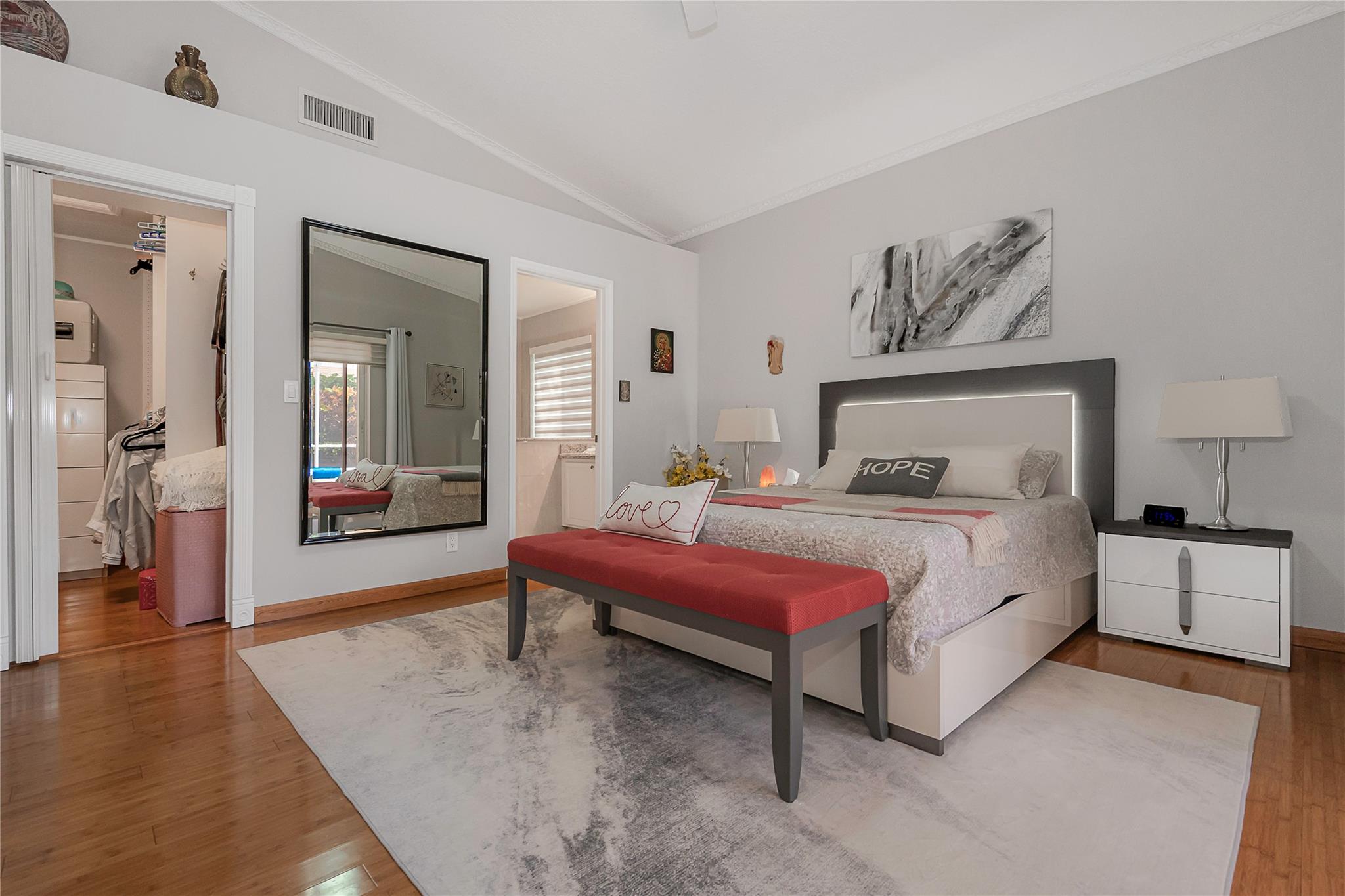 Olympia & York Residentia - Residential