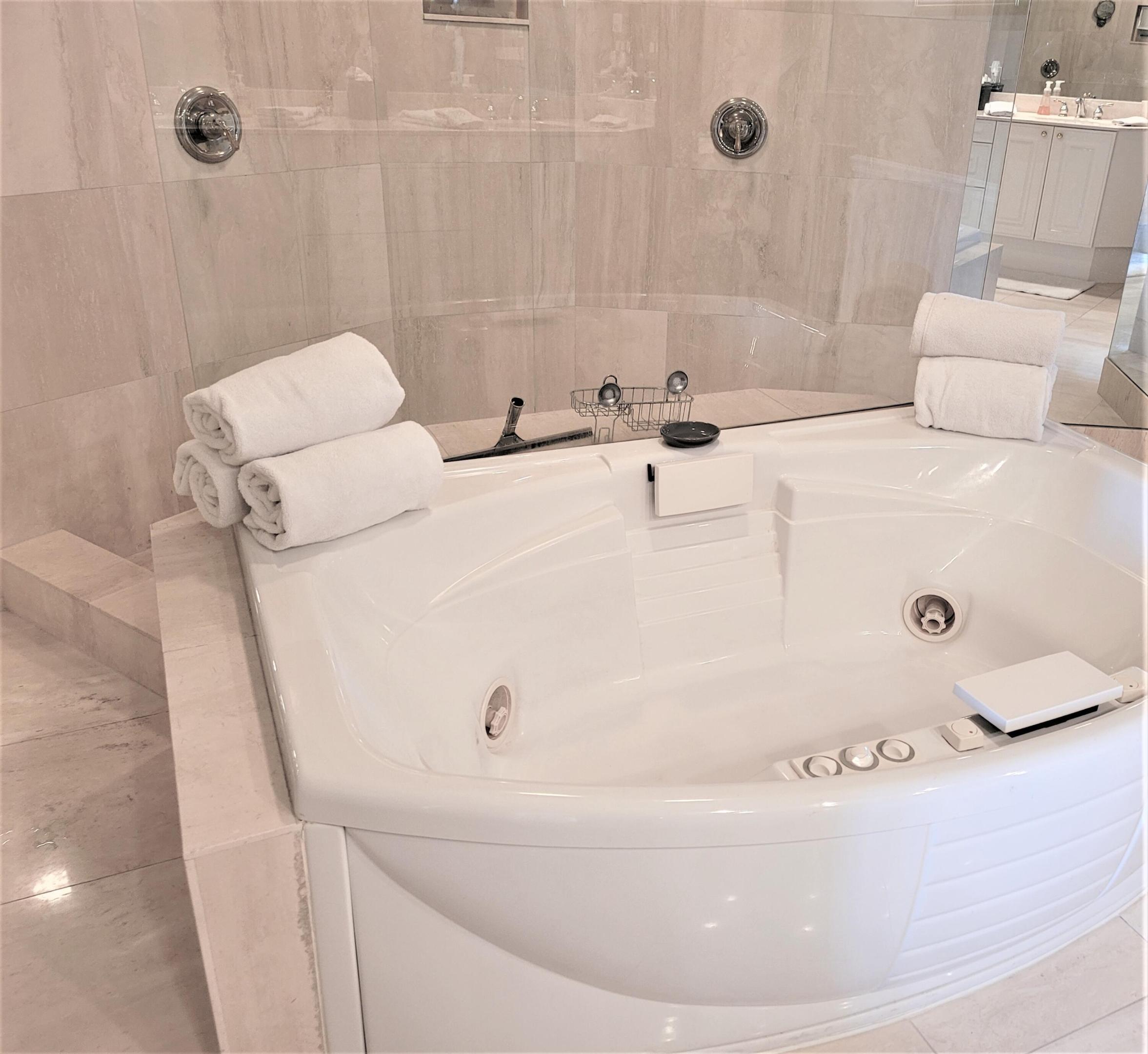 TOSCANA NORTH CONDO - Residential Lease