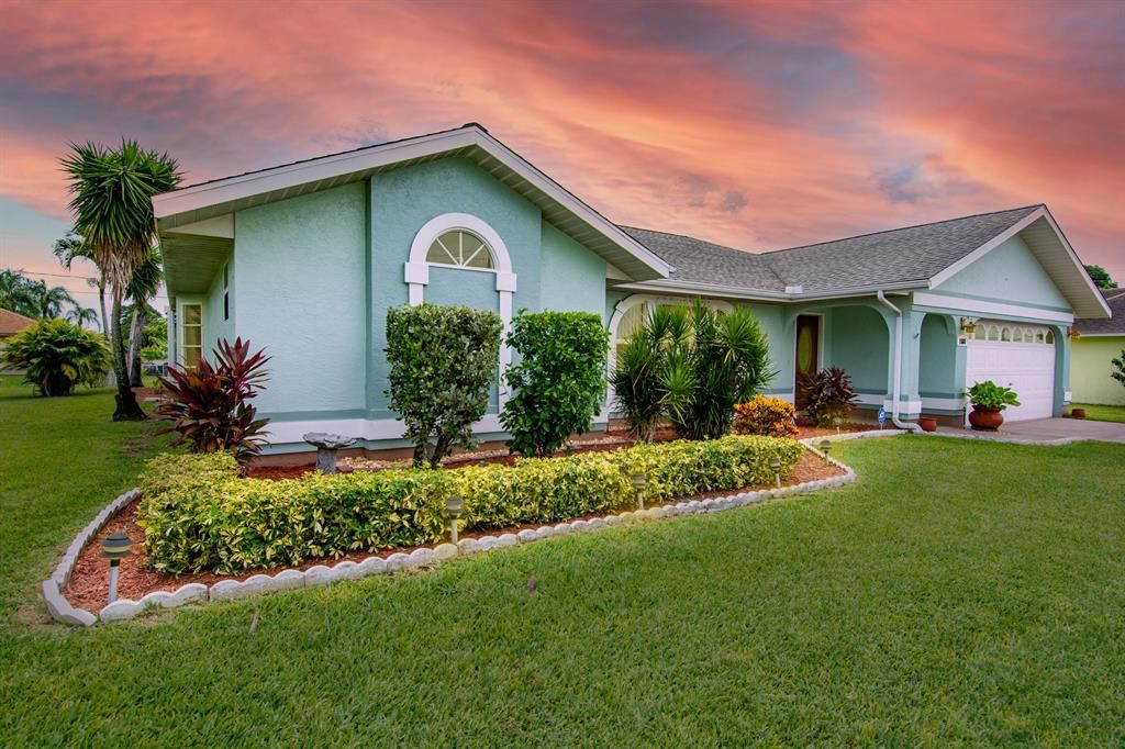 Photo of 1581 SE Airoso Boulevard, Port Saint Lucie, FL 34983 (MLS # R10738625)