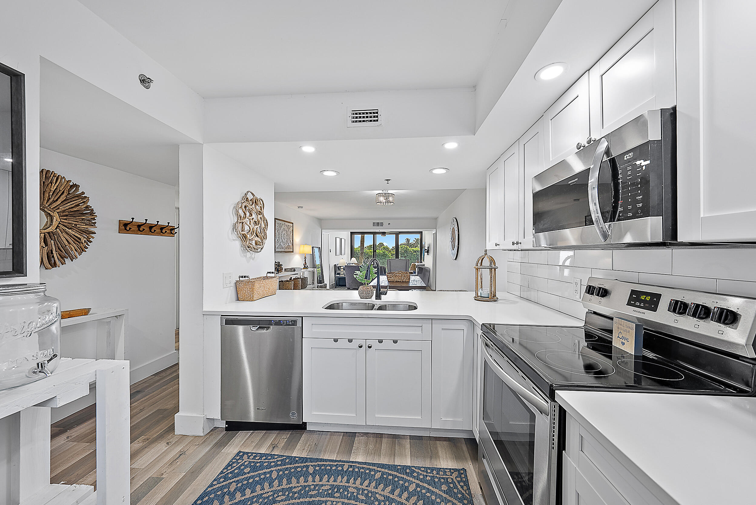 Ocean At The Bluffs South - Residential Lease