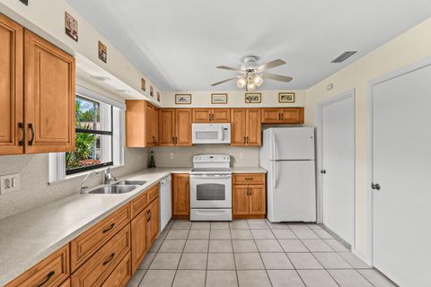 Tiny photo for 4625 Rosewood Tree Court #A, Boynton Beach, FL 33436 (MLS # B26021382)